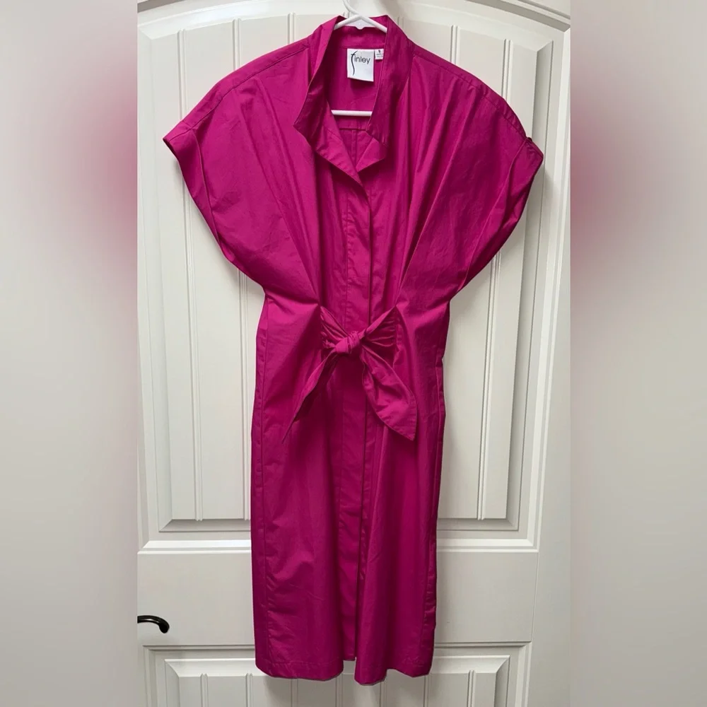 LN $300 WOMENS SMALL (bust 38”) FINLEY ROCKY DRESS PINK KNEE LENGTH - Picture 1 of 3